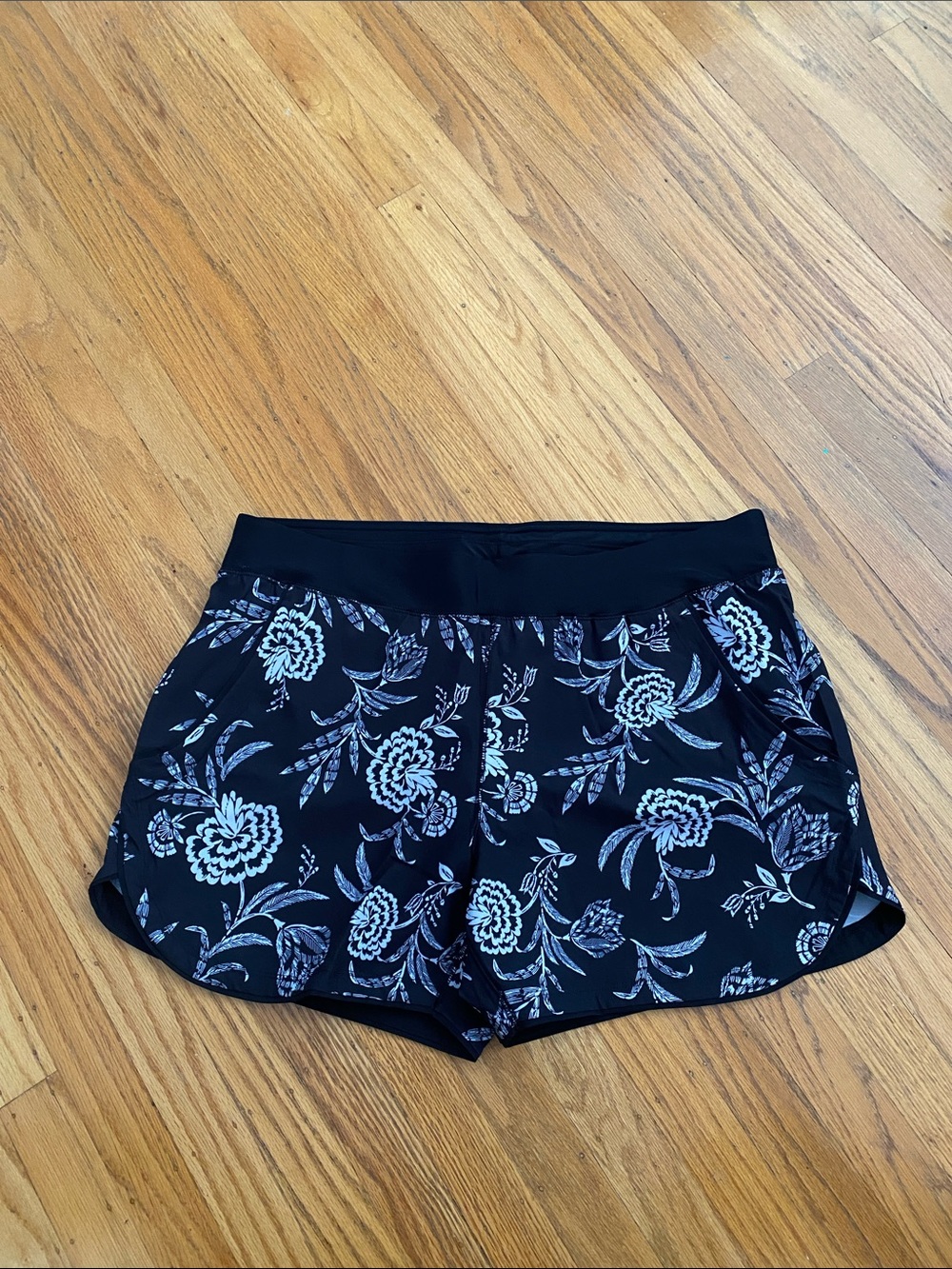 Lands End Women’s Floral Swim Shorts in Black and White
